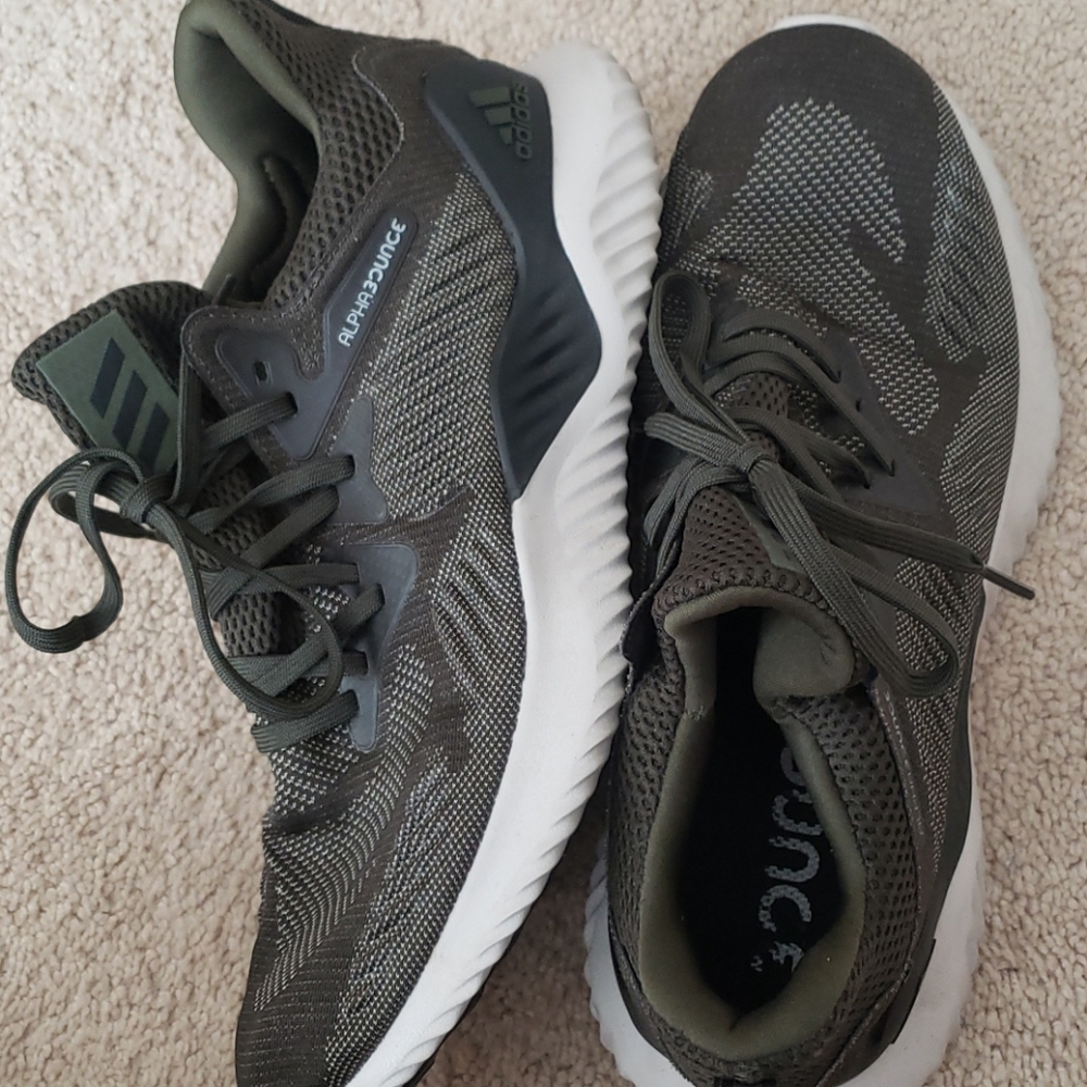 Men's Adidas Alphabounce shoes
